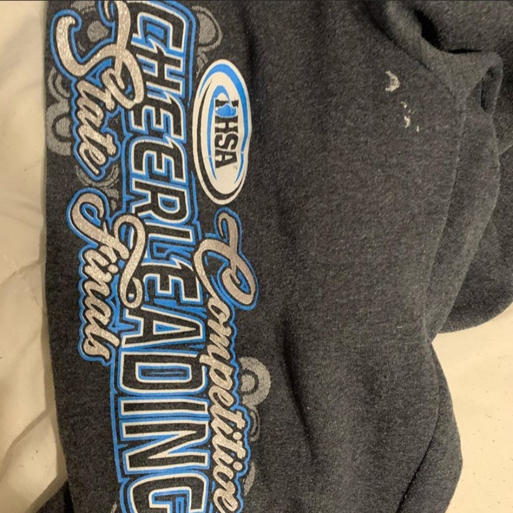 Sweats - Picture 2 of 3
